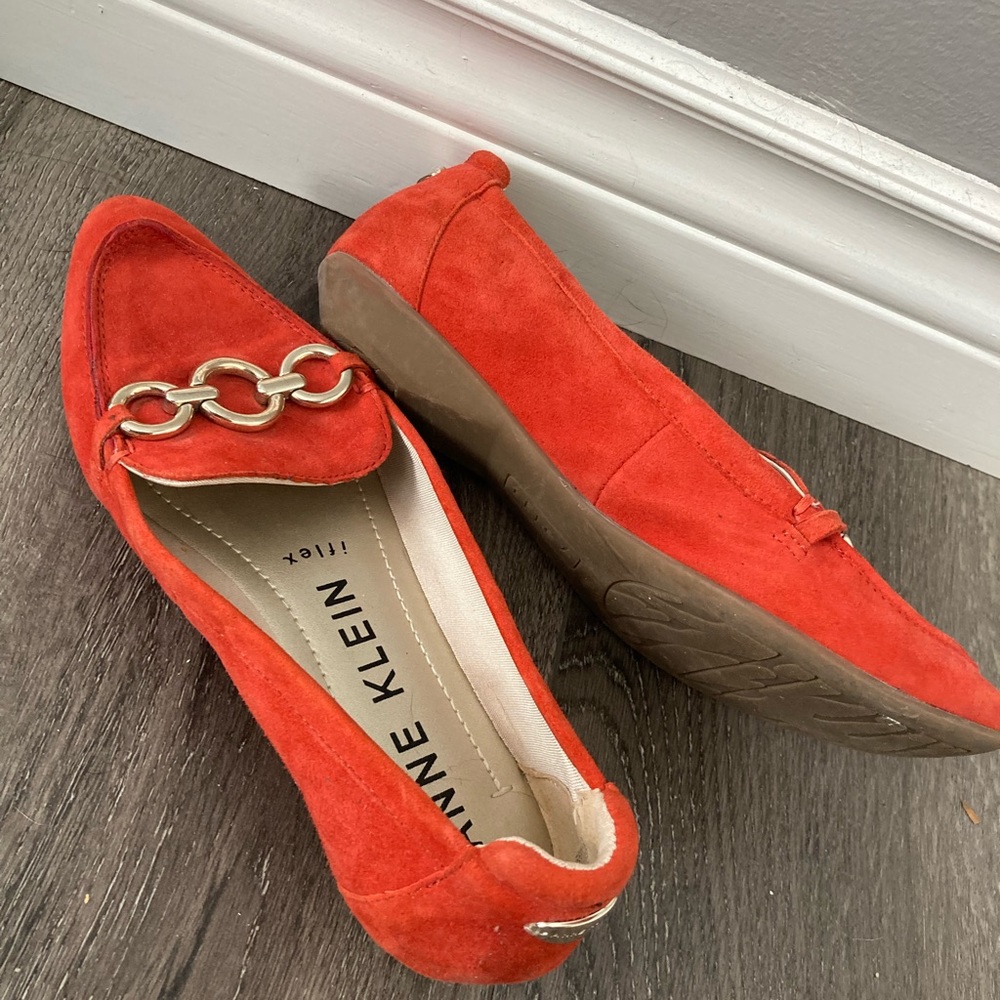 Red Loafer - Picture 4 of 4